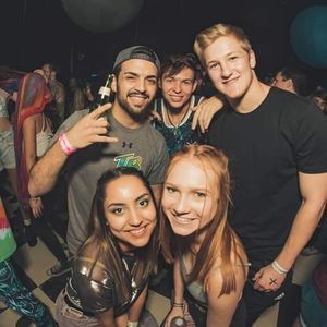 Meet your Posher, Nicolas